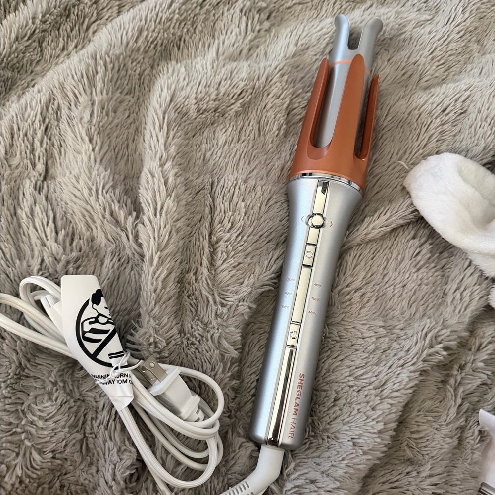 SHEGLAM Hair Styling Wand - Silver and Gold - Picture 8 of 11